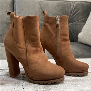 Women’s Camel Tan Faux Suede Ankle Boots Size 7